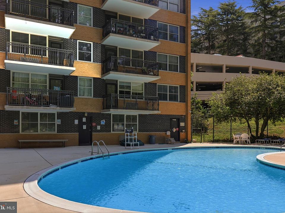 1st image of 2030 N Adams St APT 307