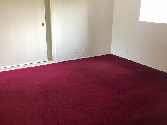 5th image of 11816 Broadway