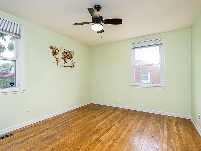 844 Rose Park Dr — Photo 19