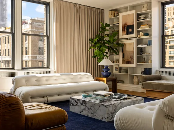 993 Park Avenue image 4 of 23