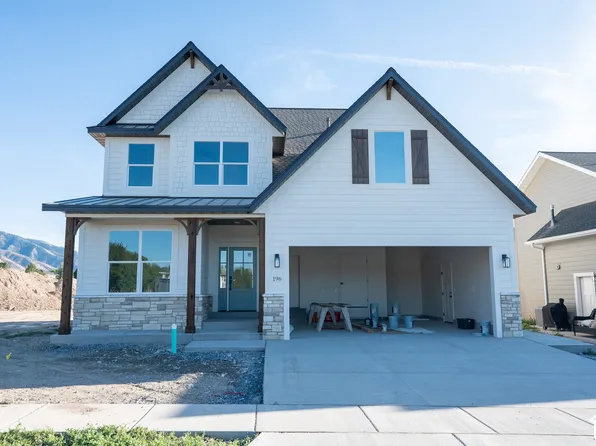 196 E 625 S, Hyde Park, UT 84318