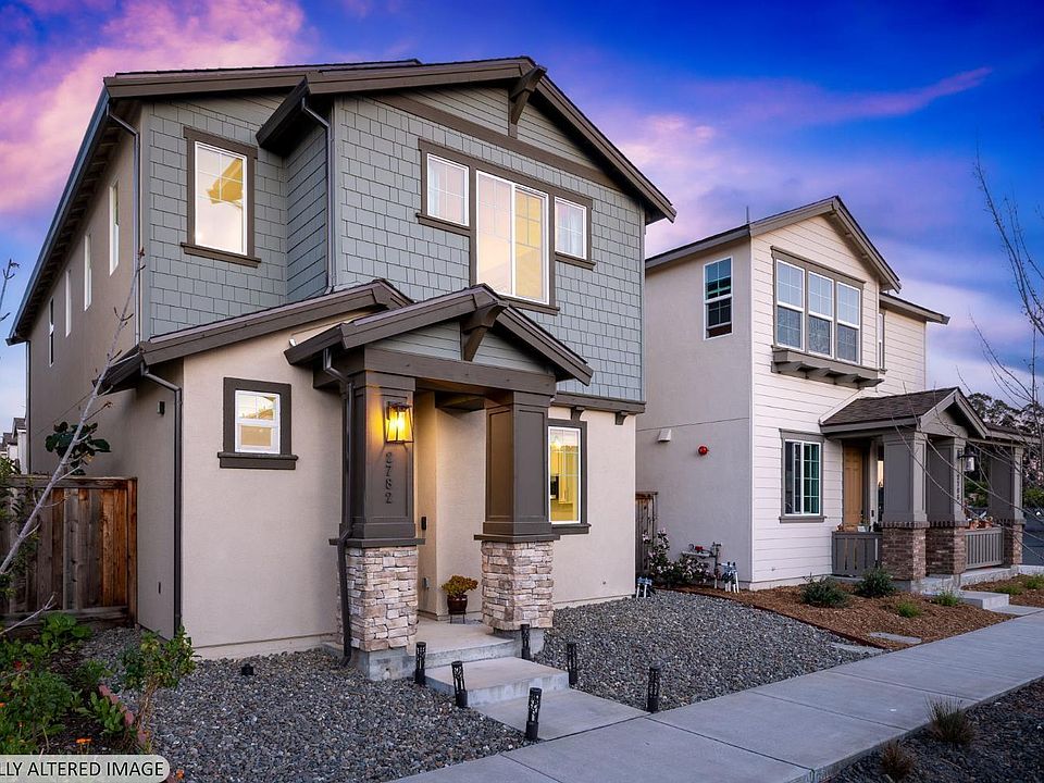 1st image of 2782 Bella Circle