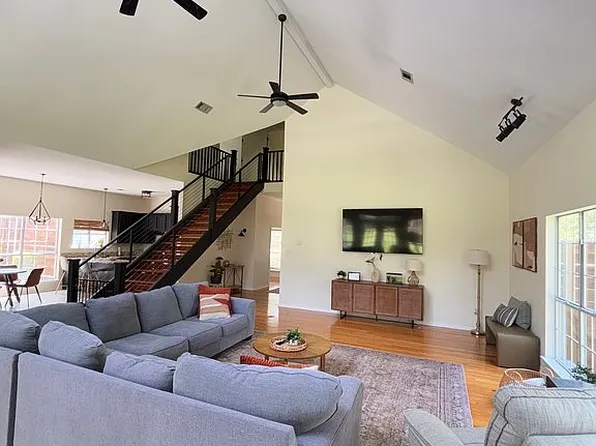 39310 Esterbrook Acres Dr, Ponchatoula, LA 70454