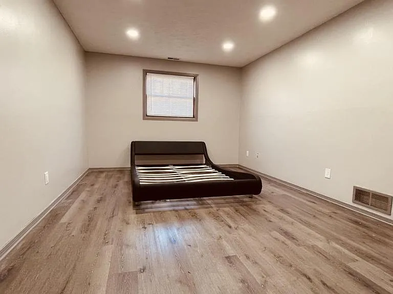 696 Gordon Smith Blvd #7 — Photo 8