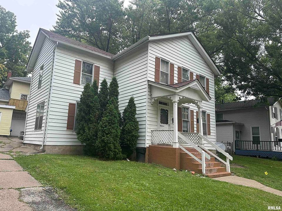 2nd image of 1328 E 9th St