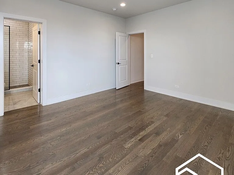 837 N Wolcott Ave #4 — Photo 15