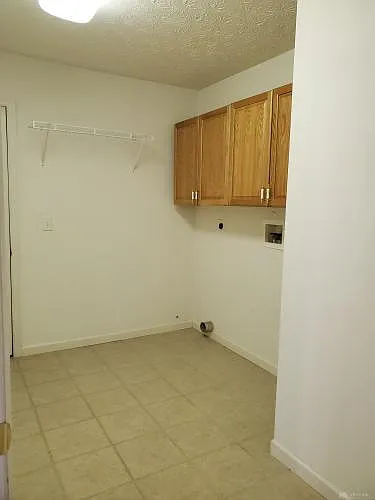 2294 Hazelnut Dr — Photo 18