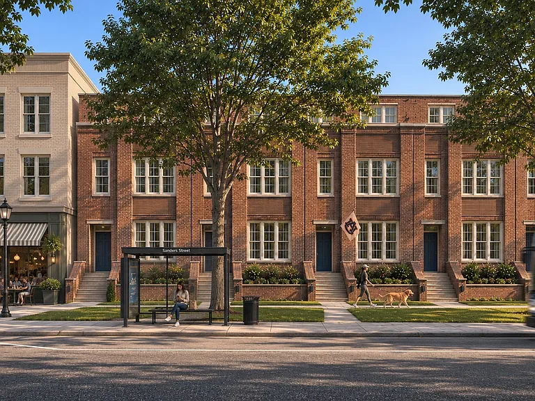 152 Bragg Ave — Photo 1