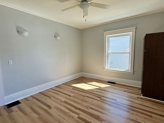 2nd image of 901 Logan St SE #1