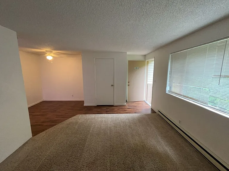 1010-1040 Lansford Dr SE — Photo 2