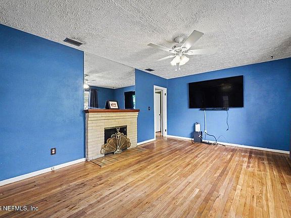 3rd image of 4121 BIRMINGHAM Road
