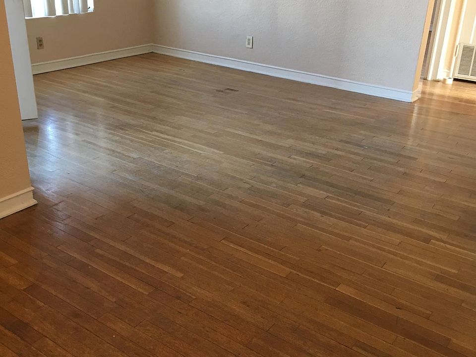 1st image of 1034 Saint Johns Dr