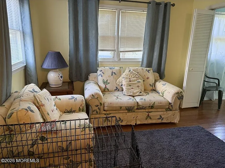 1835 Northwest Dr — Photo 11