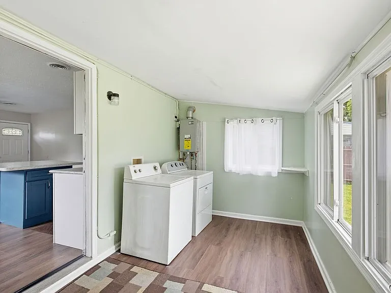 113 Kearney Ave — Photo 15