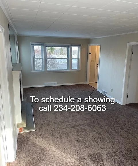 1434 Osage Ave — Photo 2