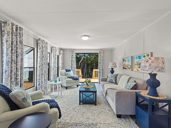 2nd image of 248 W Caribbean