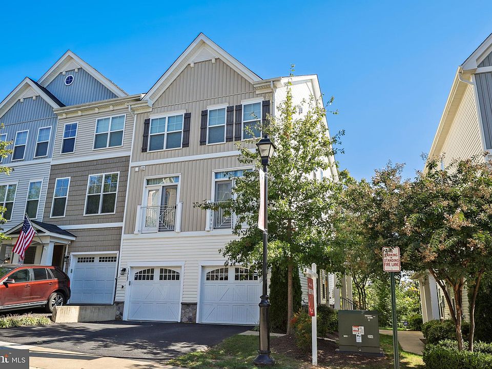 1st image of 12787 Lotte Dr #10