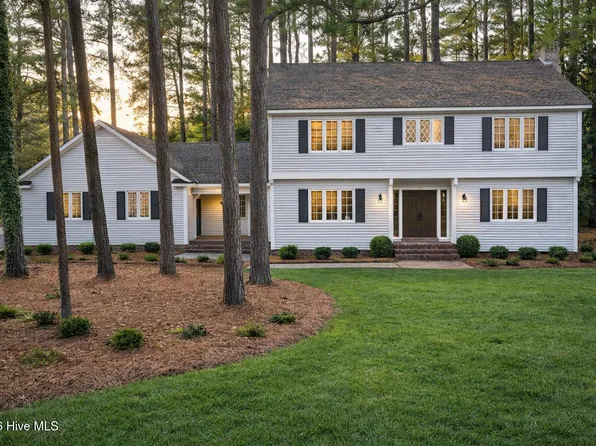 511 S Wilkinson Drive, Laurinburg, NC 28352