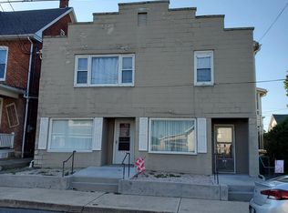122/124 Ridge Ave, Waynesboro, PA 17268