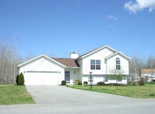 7 Plum Ct, Saratoga Springs, NY 12866