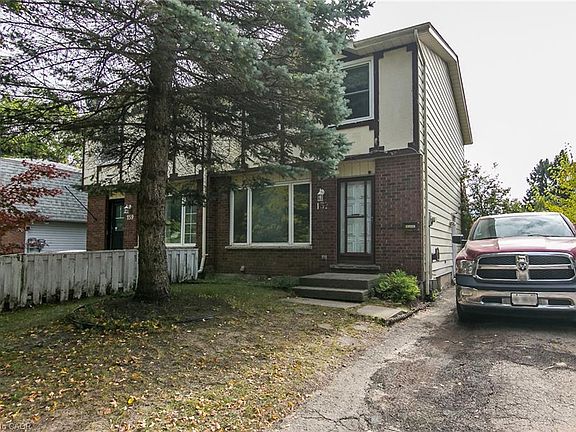 3rd image of 157 Old Carriage Dr