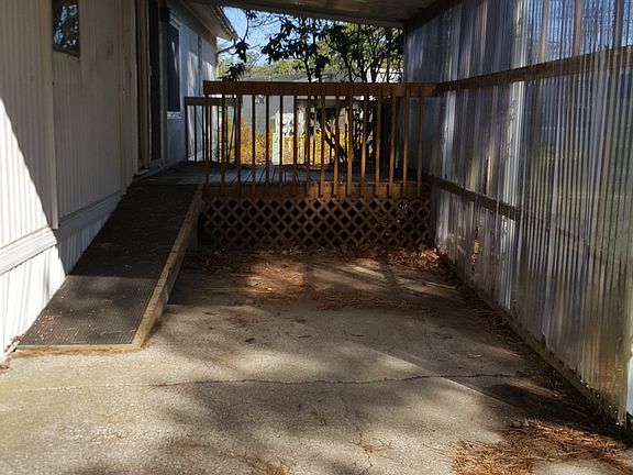 3rd image of 525 Riverleigh Ave Unit B21