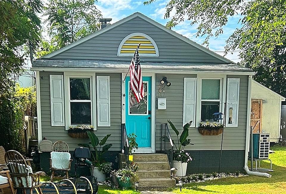 1st image of 147 Aborn Ave