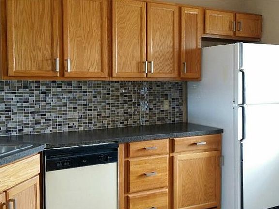 4th image of 203 Magellan Dr