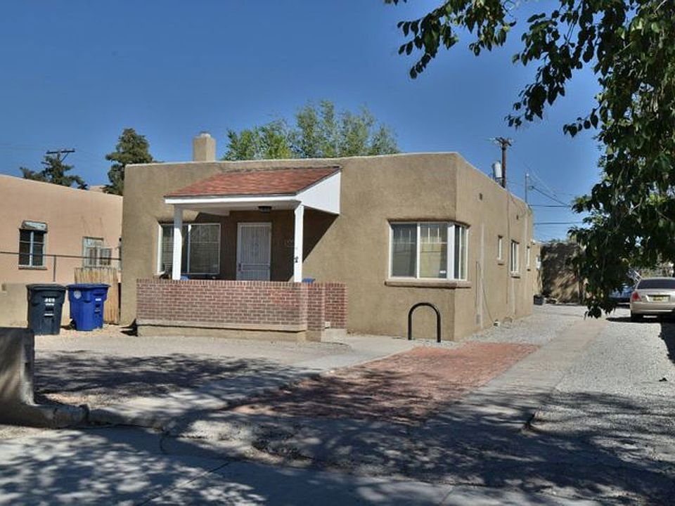 1st image of 306 Stanford Dr SE Unit A