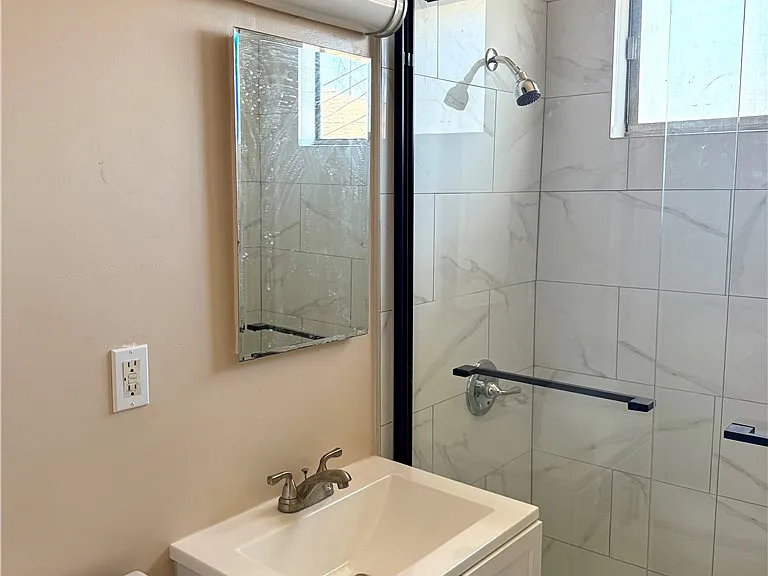 4105 Walnut Grove Ave #11 — Photo 8