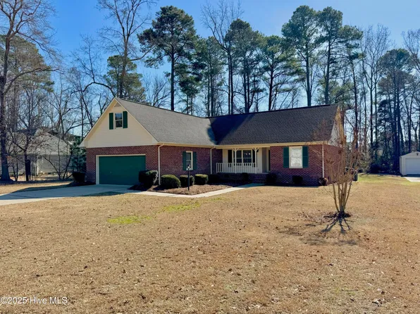 2521 Pineridge Drive, Kinston, NC 28504