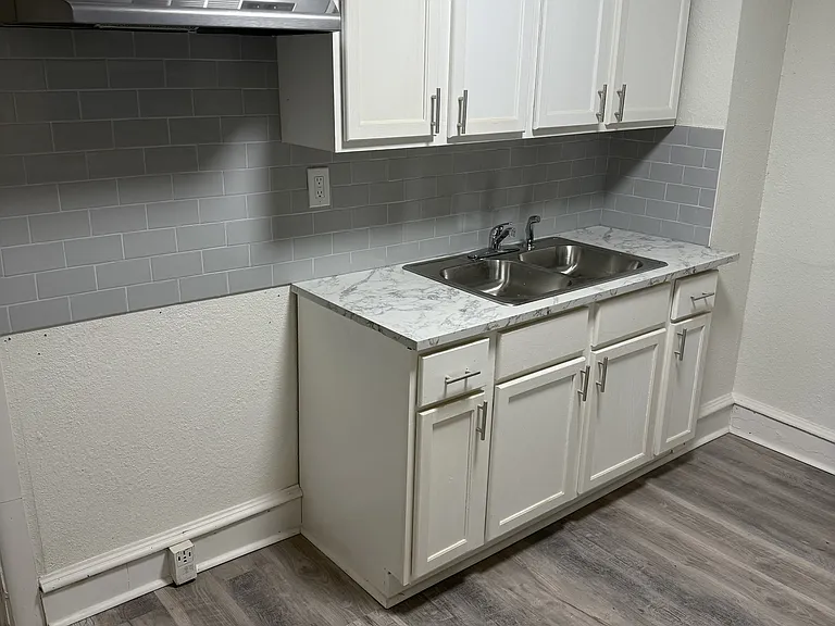 4103 Benton Blvd — Photo 2