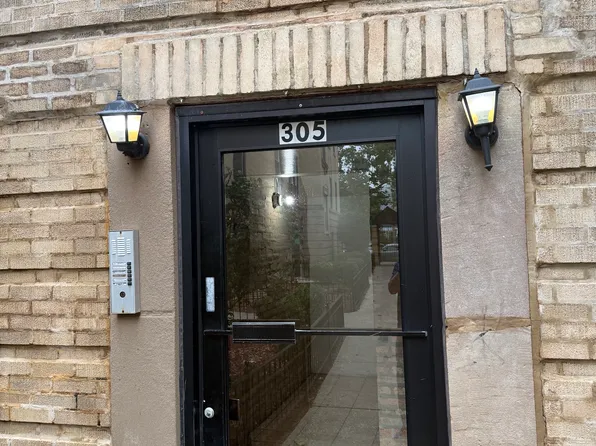 305 N Central Park Ave #3, Chicago, IL 60624