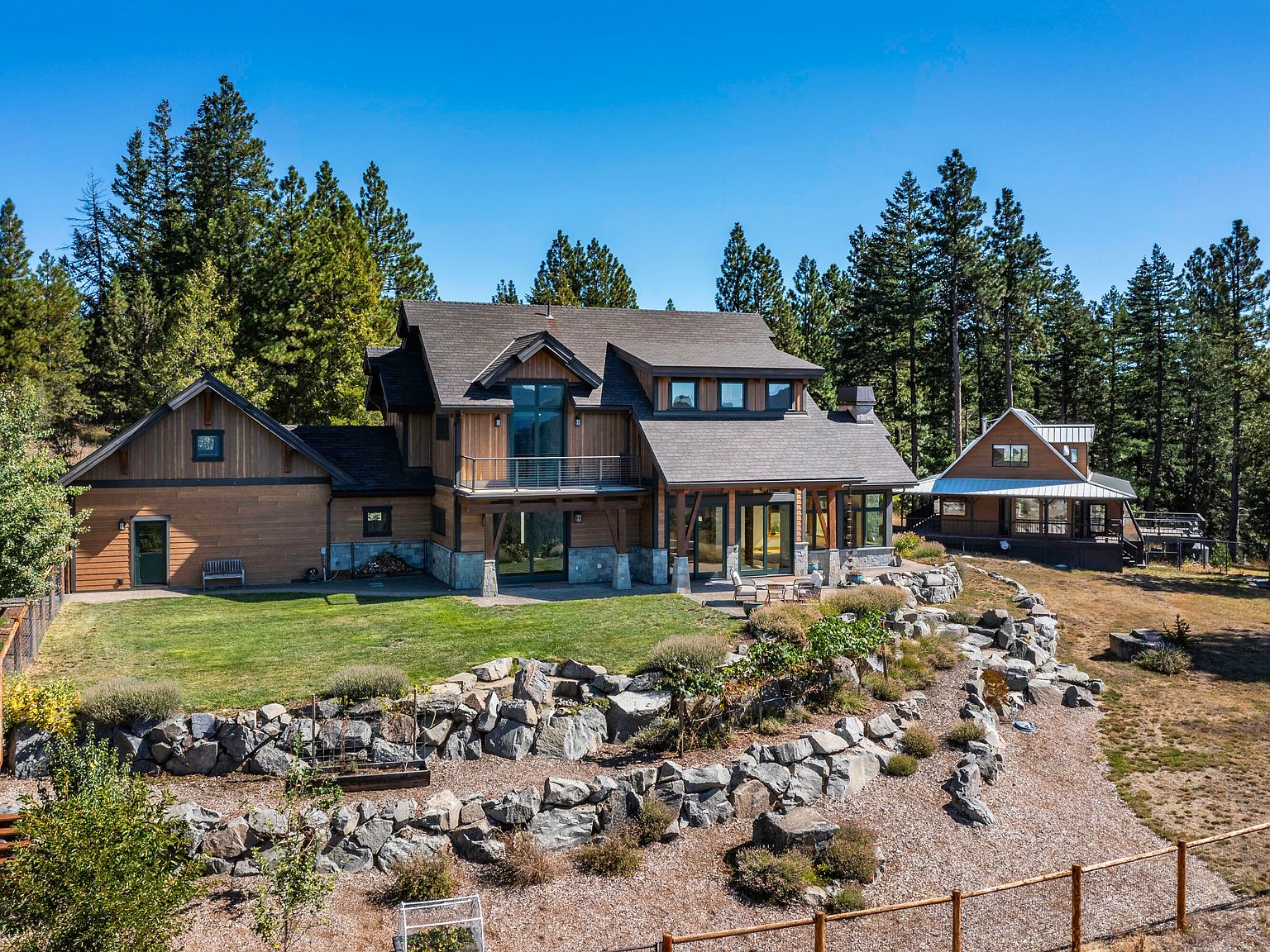 fdd8f3da27f164dd98853e62459621