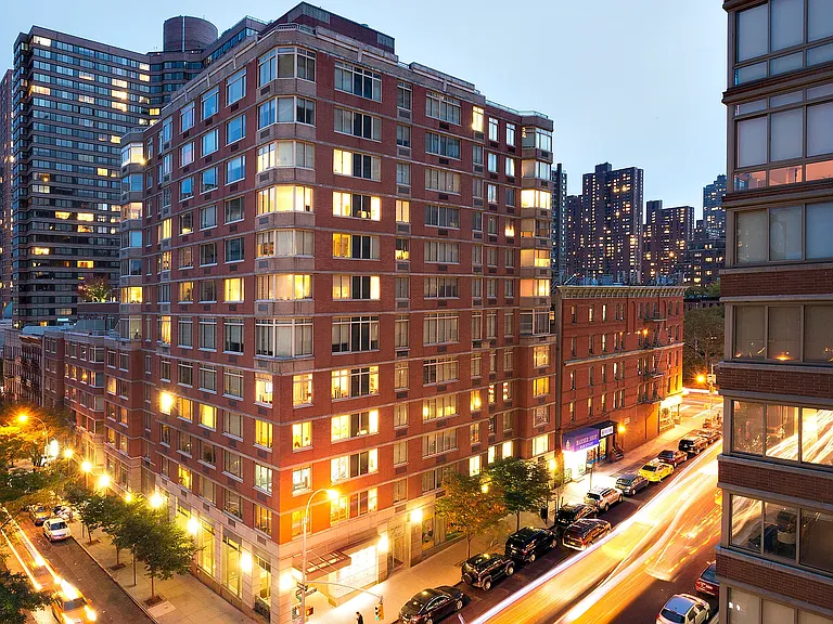1501 Lexington Ave #8G — Photo 5