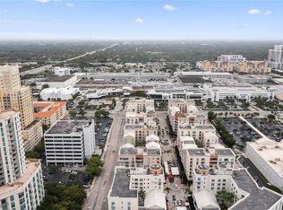 7290 SW 90th St APT F606, Miami, FL 33156