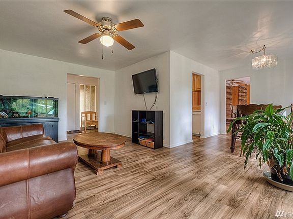 4th image of 4243 S 280th St