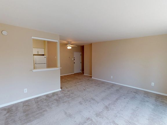 5th image of 1200 Lincoln Ave #37
