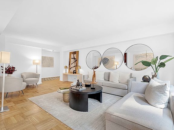 3rd image of 415 E 52nd St APT 1DC