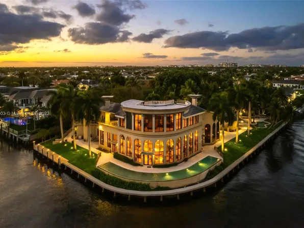 2499 E Maya Palm Dr, Boca Raton, FL 33432