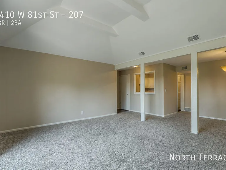 9410 W 81st St #207 — Photo 6