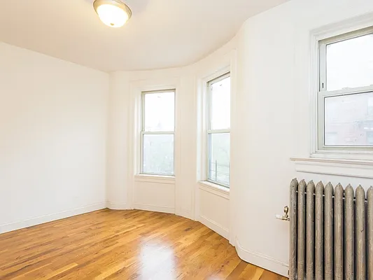 Rented by MNS | media 24