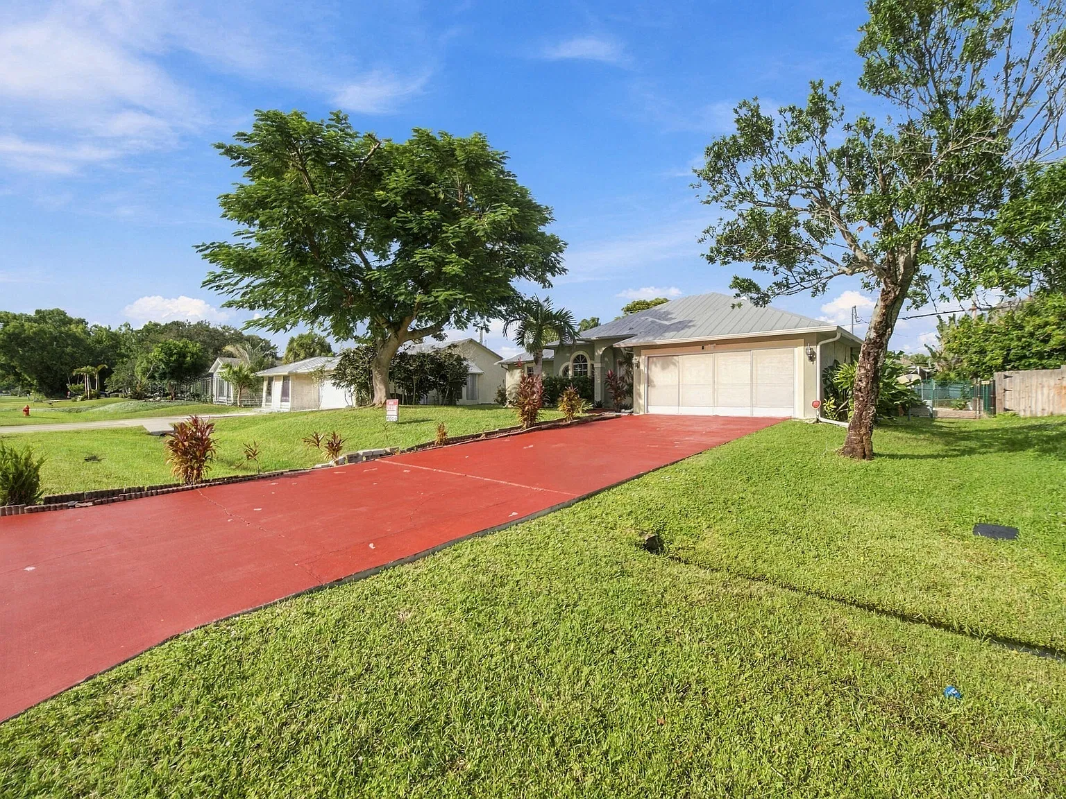 3 bed, 2.0 bath, 1451 sqft, $2,800 — Photo 3