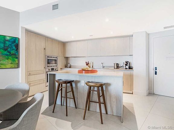 4th image of 4111 S Ocean Dr #3506