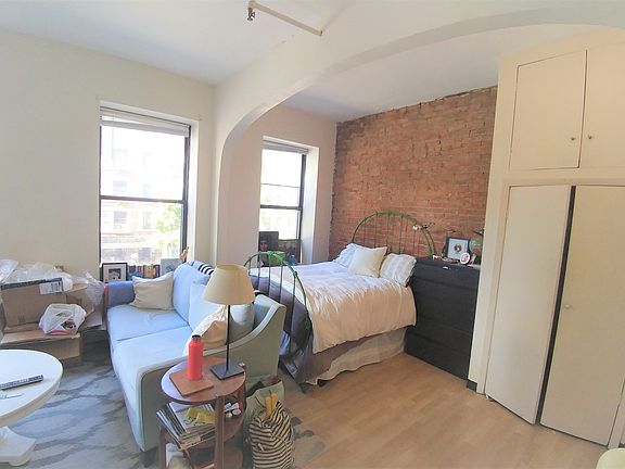 2nd image of 310 2nd Ave APT 2A