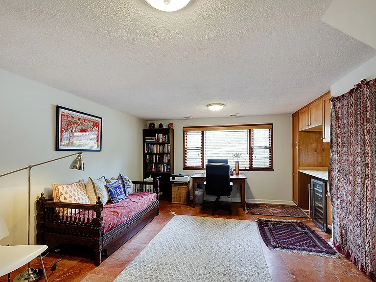9420 Holland Ave — Photo 24