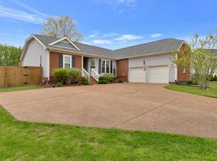 103 Yorkshire Ct, Hendersonville, TN 37075
