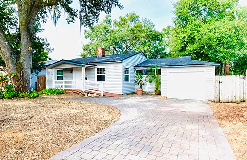 2131 Winter Park Rd Photo 1
