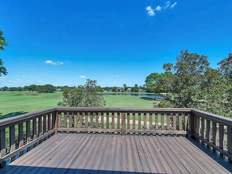 24118 Bay Hill Blvd — Photo 21