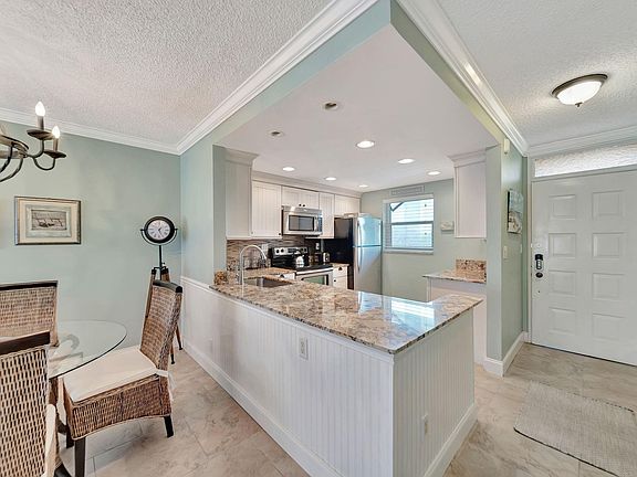2nd image of 1541 S Ocean Boulevard #310